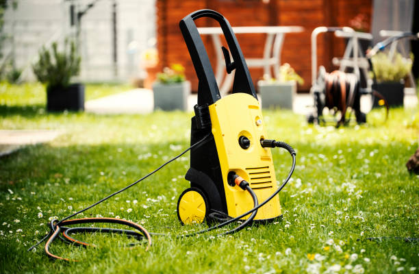 Best Driveway Pressure Washing  in Anderson, MO